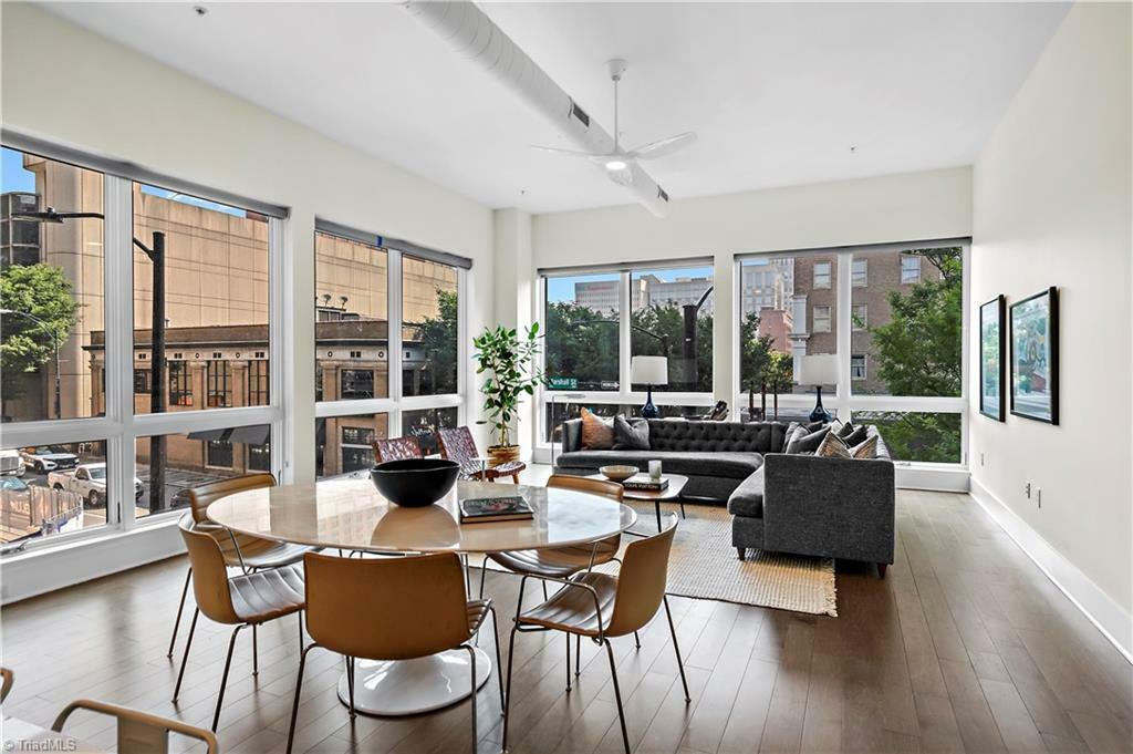 Property Photo: 400 W 4th Street 305 NC 27101