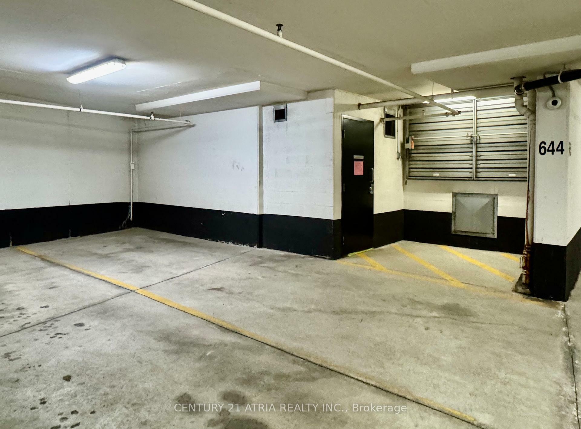 Property Photo:  1 Scott Street  ON M5E 1A1 