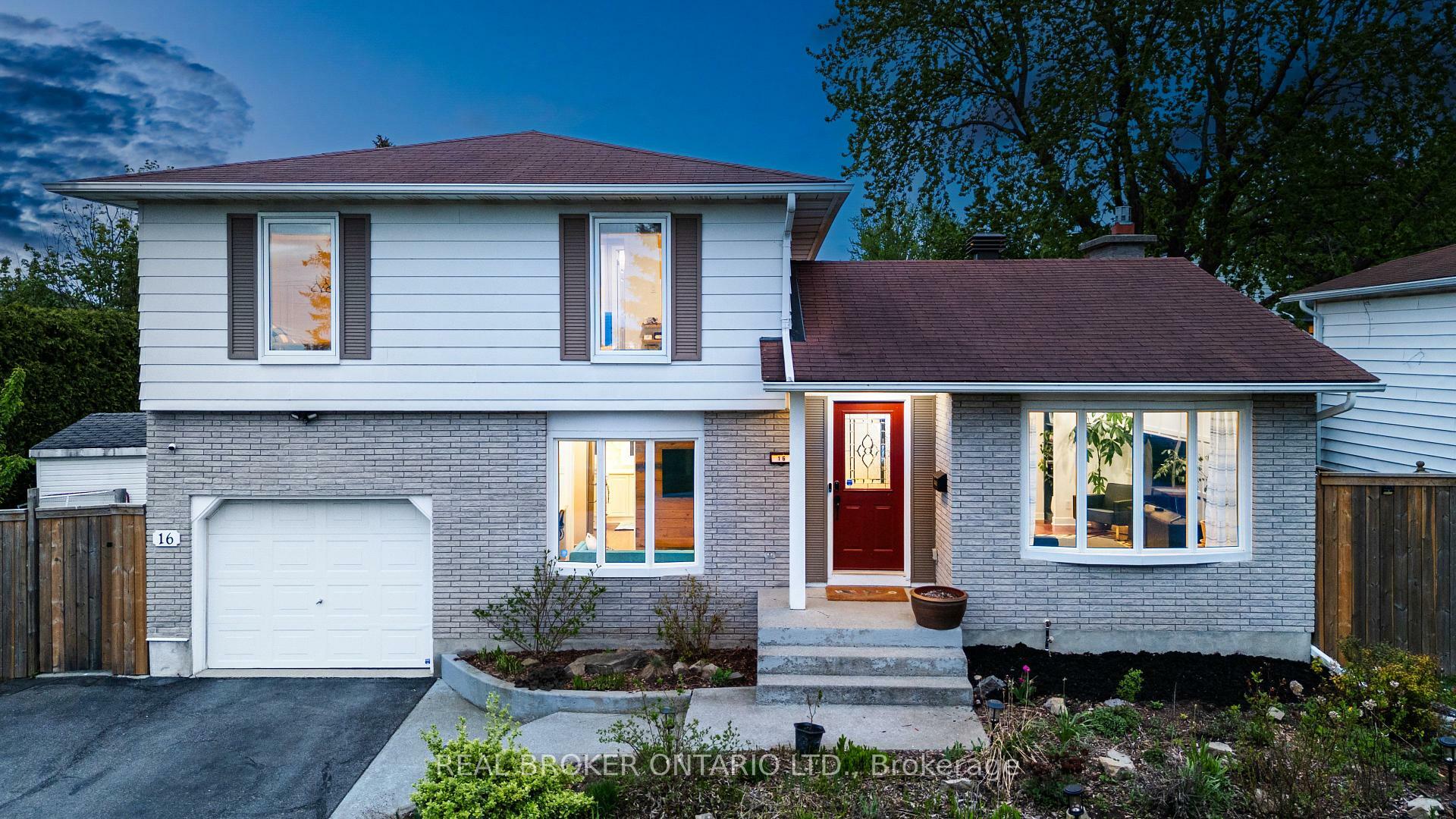 Property Photo: 16 Langholm Crescent ON K2J 1H2