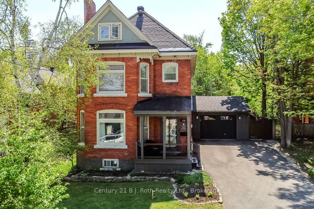 135 Peter Street N  Orillia ON L3V 4Z4 photo