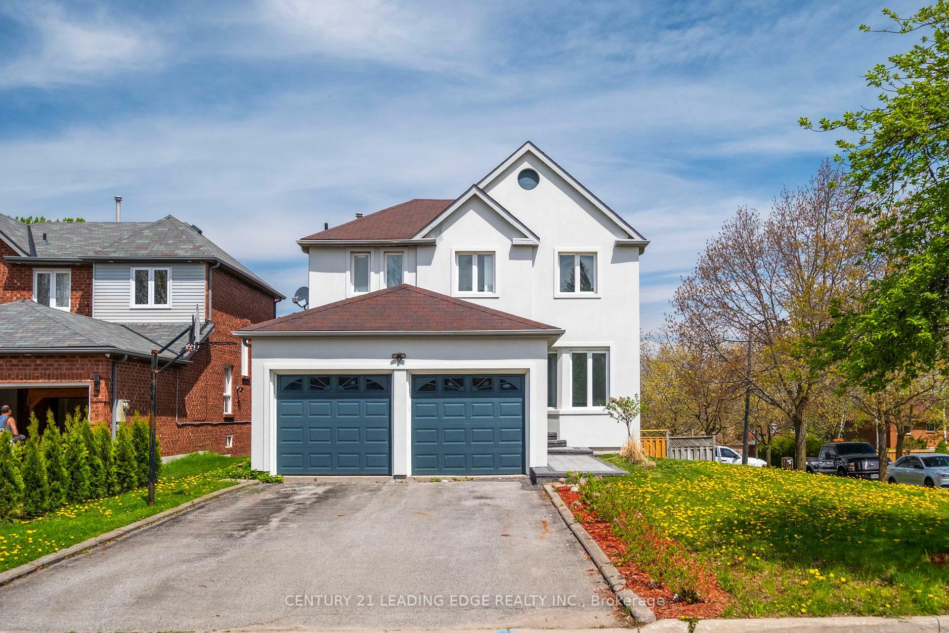 88 Bonny Meadows Drive  Aurora ON L4G 6M9 photo
