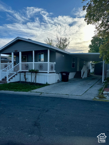 Property Photo: 4718 S Aspen Ln 307 UT 84123