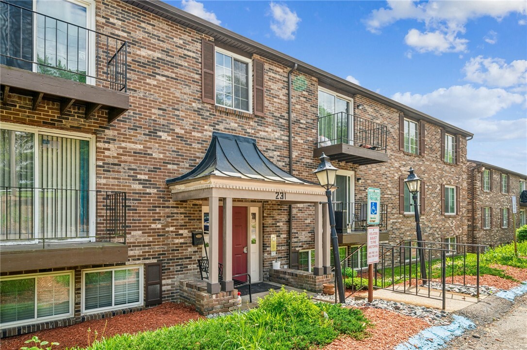 Property Photo: 231 Coxcomb Hill Rd 3 PA 15068