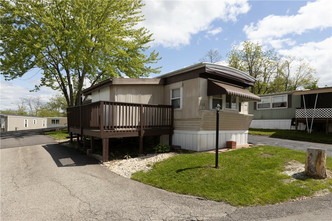 Property Photo: 113 Williamsburg Rd PA 15126