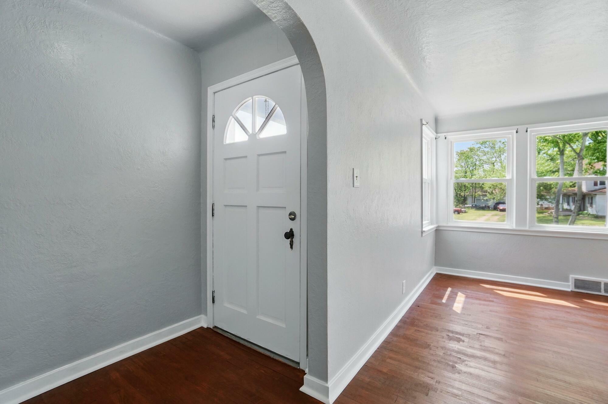 Property Photo: 3948 W National Road OH 45504