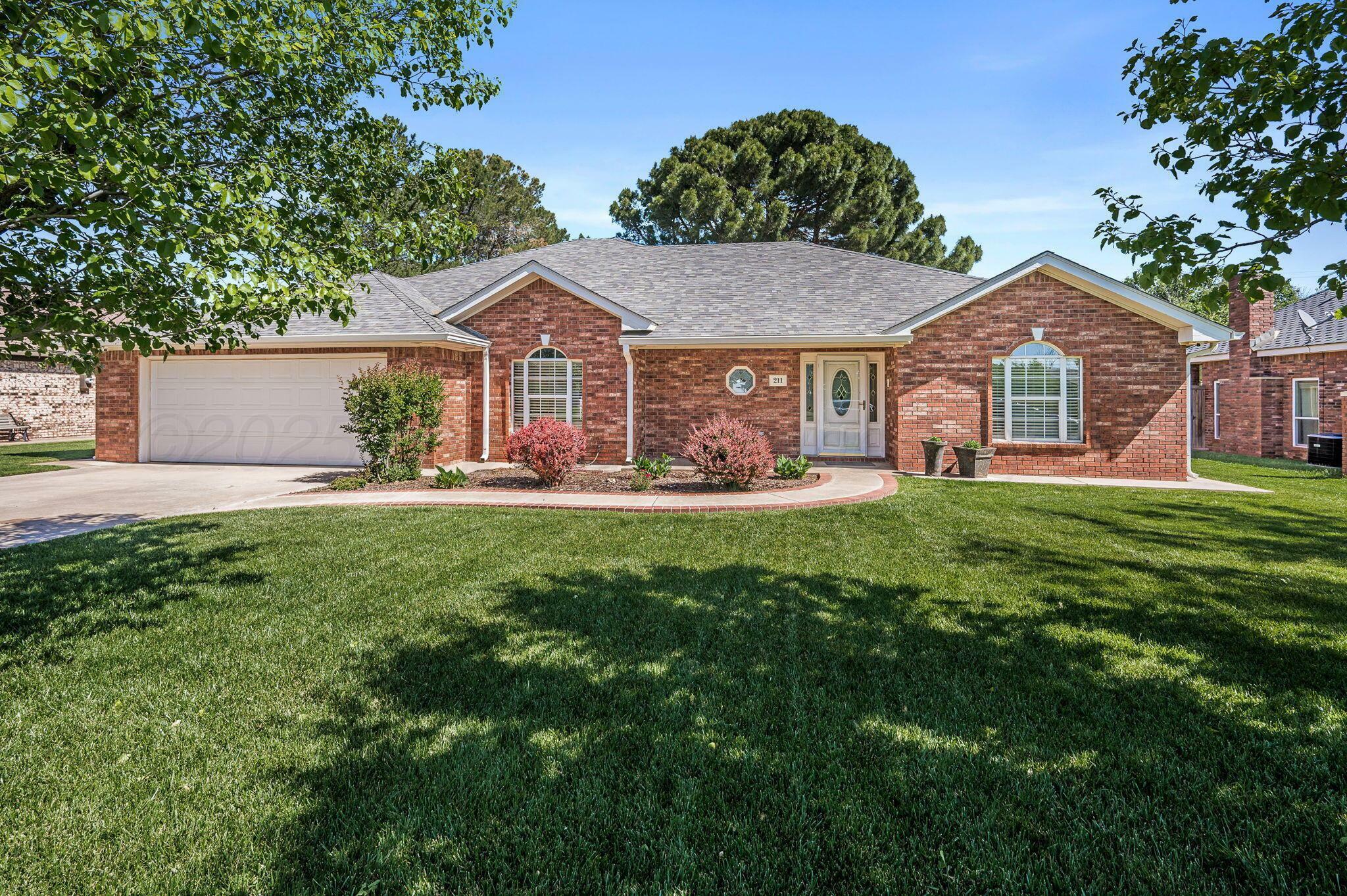 Property Photo: 211 Dakota Trail TX 79088