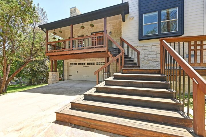 1502 Medio Calle  Austin TX 78733 photo