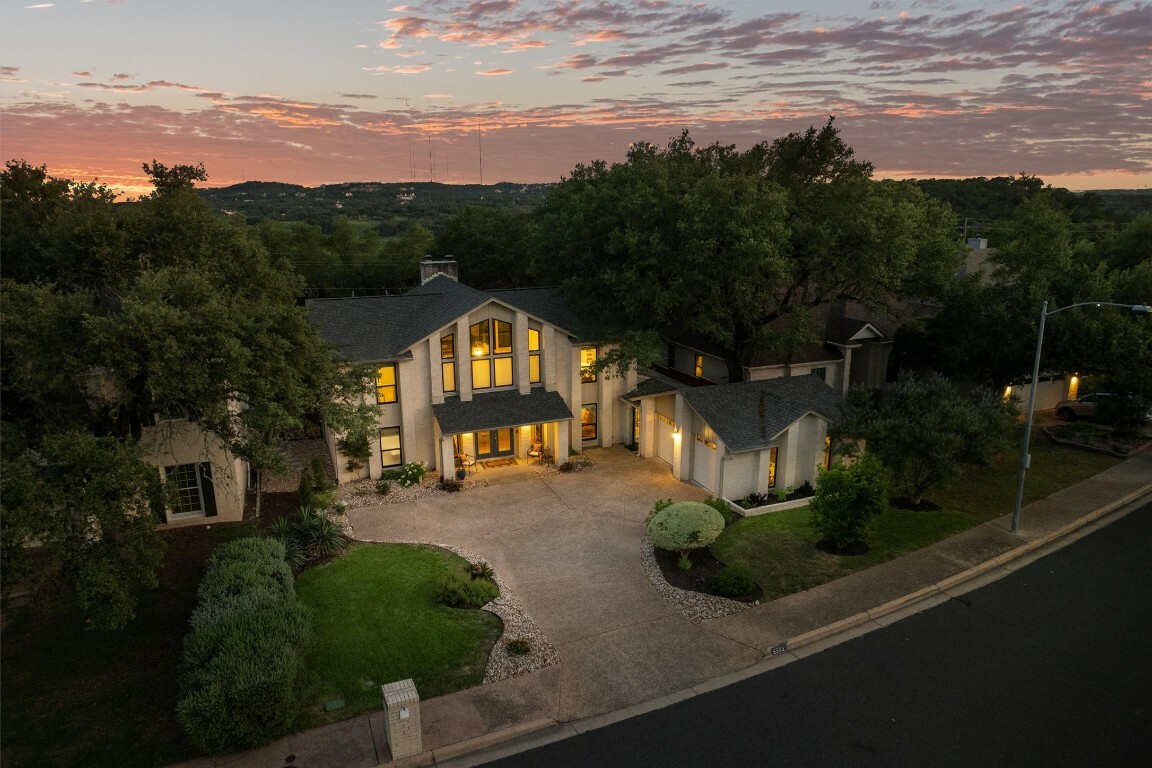 Property Photo: 5503 Courtyard Drive TX 78731