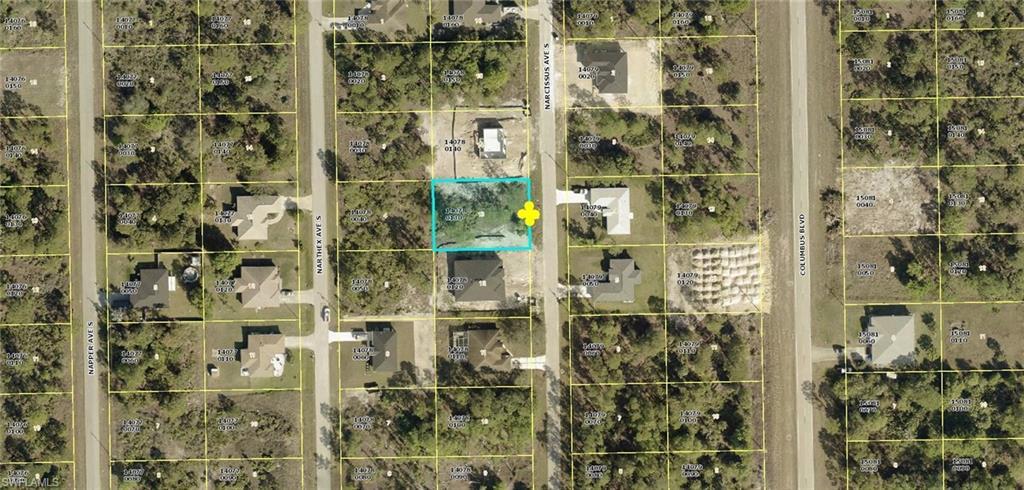 Property Photo: 236 Narcissus Ave S FL 33974
