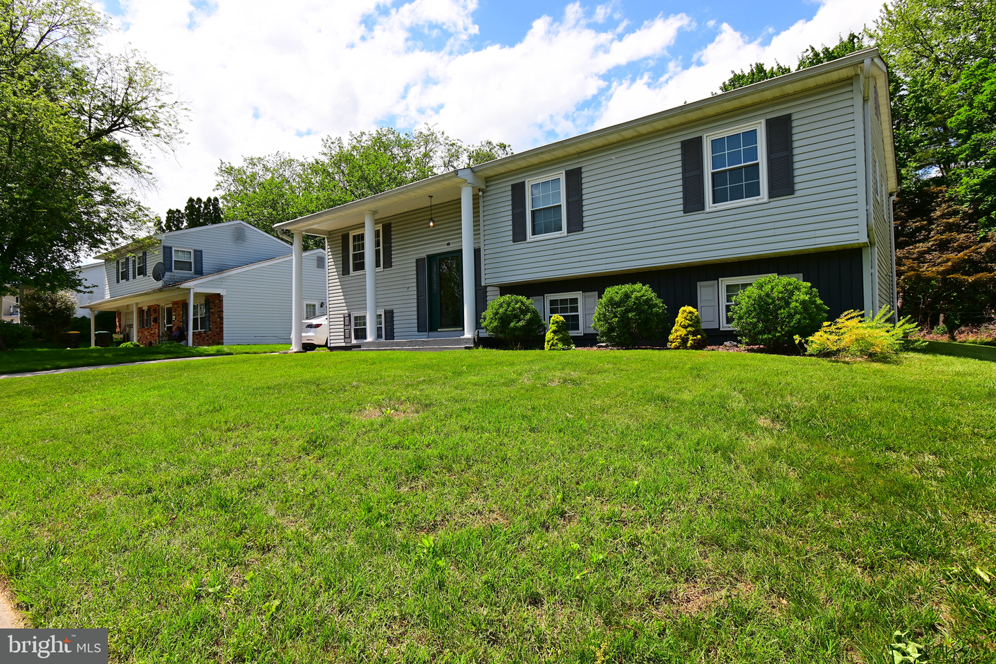 Property Photo: 48 Sanford Drive DE 19713