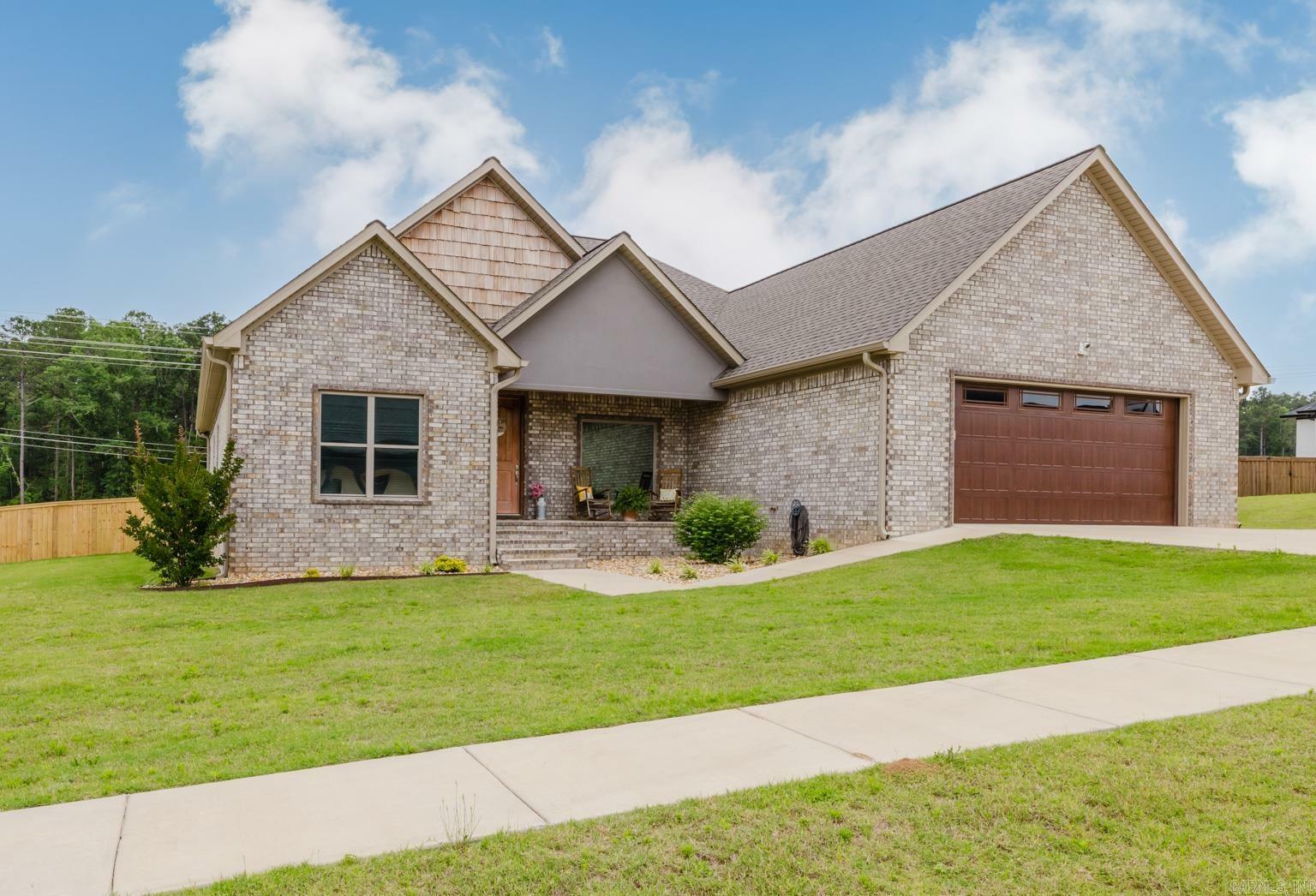 Property Photo: 92 Hudson Drive AR 72150