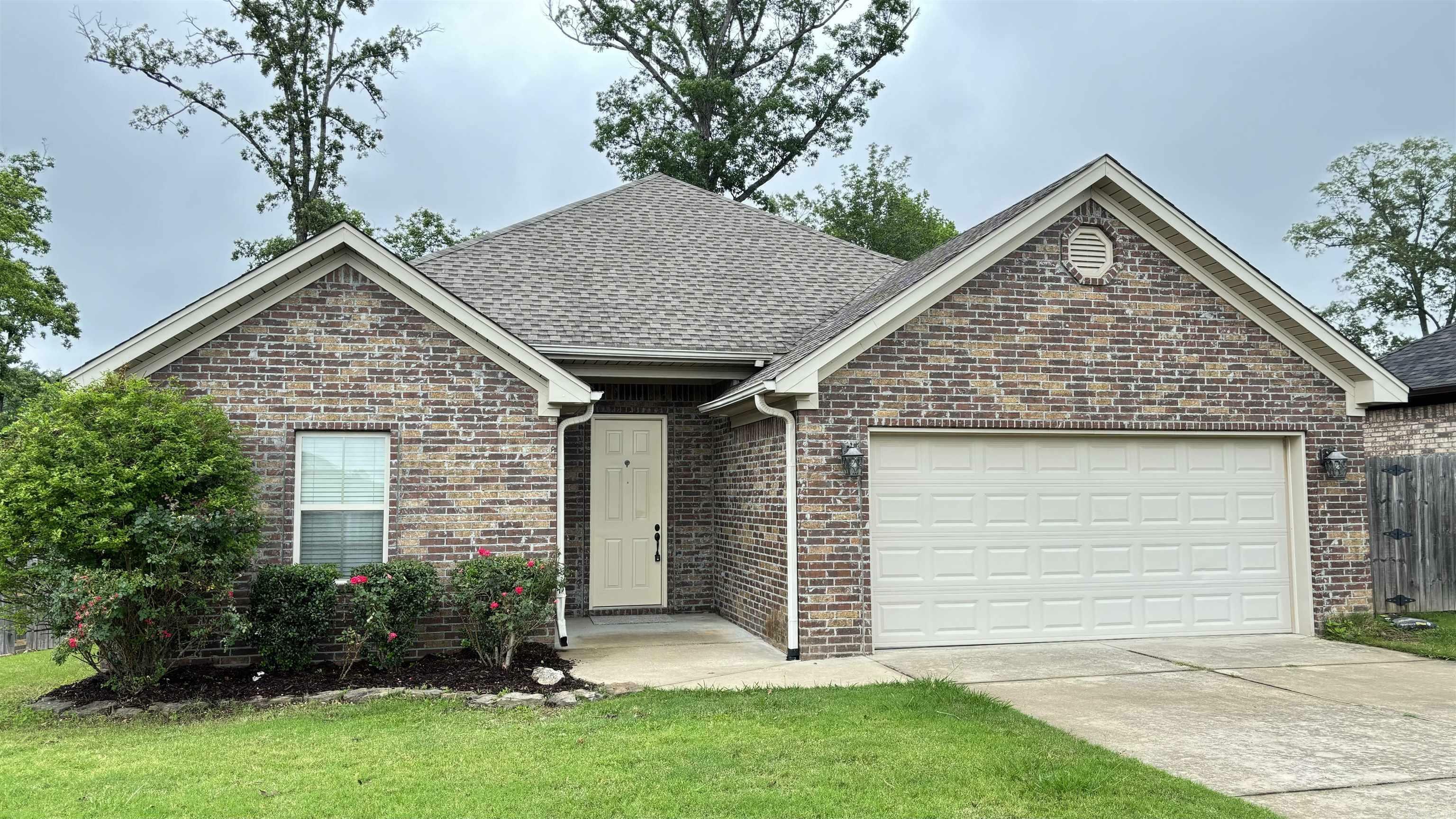 Property Photo: 9056 Rolling Hills Drive AR 72002