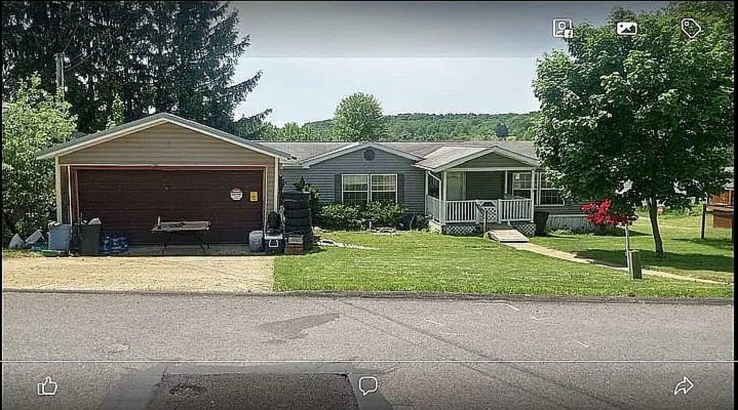 Property Photo: 136 Tozier Ave PA 15801