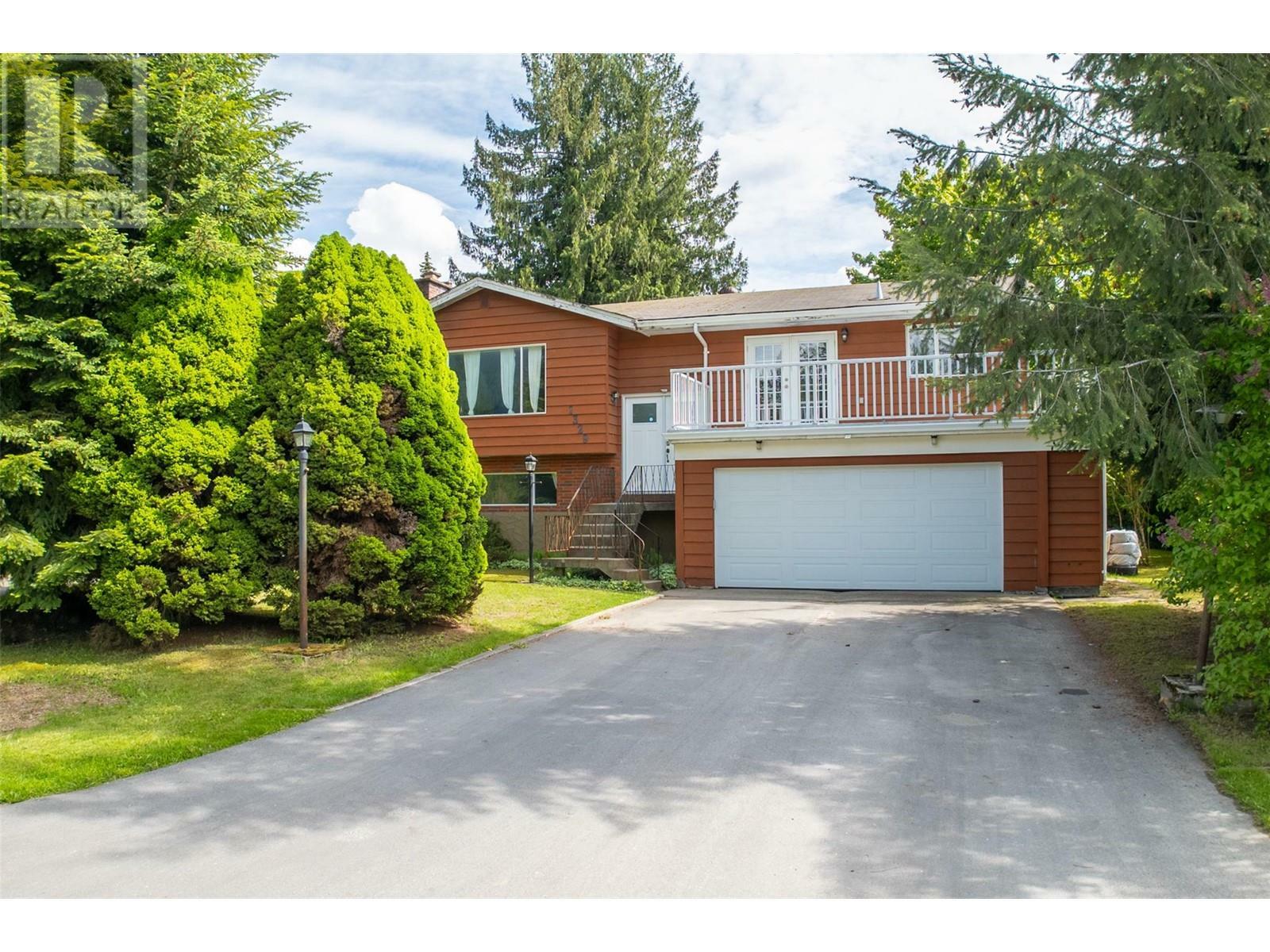1329 Pratico Road  Revelstoke BC V0E 2S1 photo
