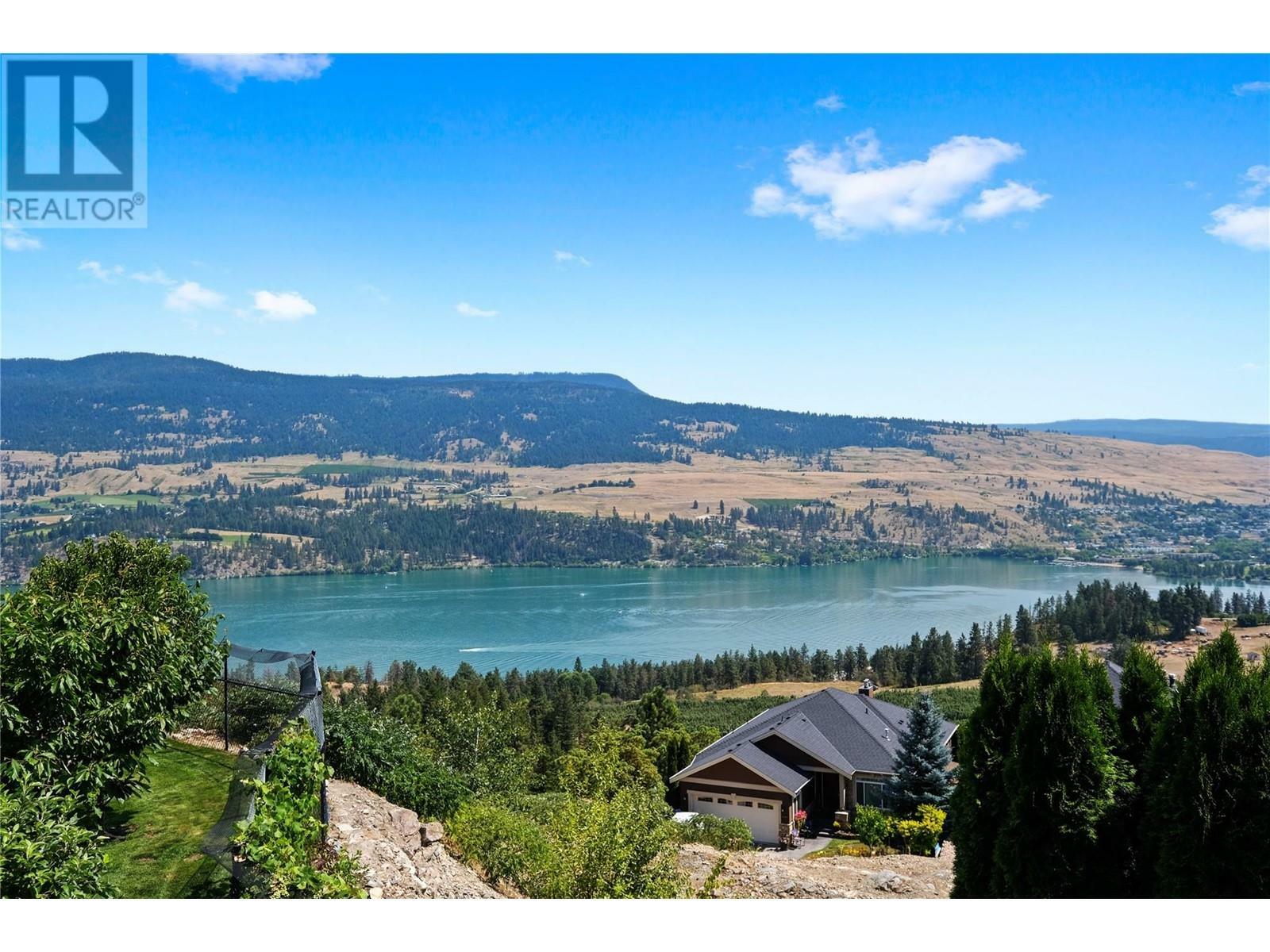 Property Photo:  2602 Lake Breeze Court  BC V4V 2N1 