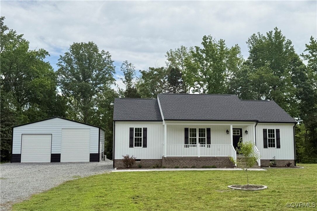 Property Photo:  2220 Green Level Road  VA 23086 