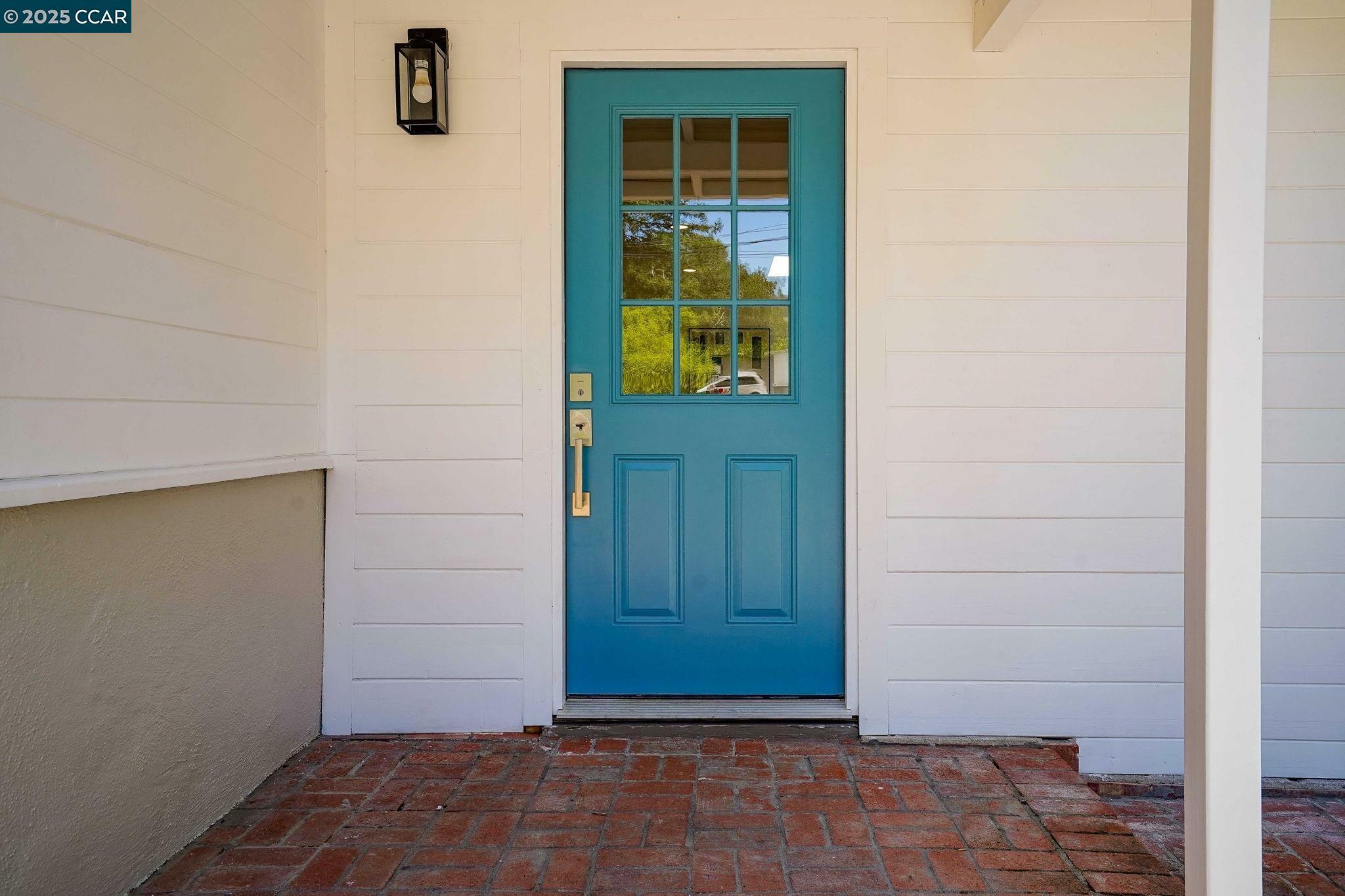Property Photo: 6 Donna Maria Way CA 94563