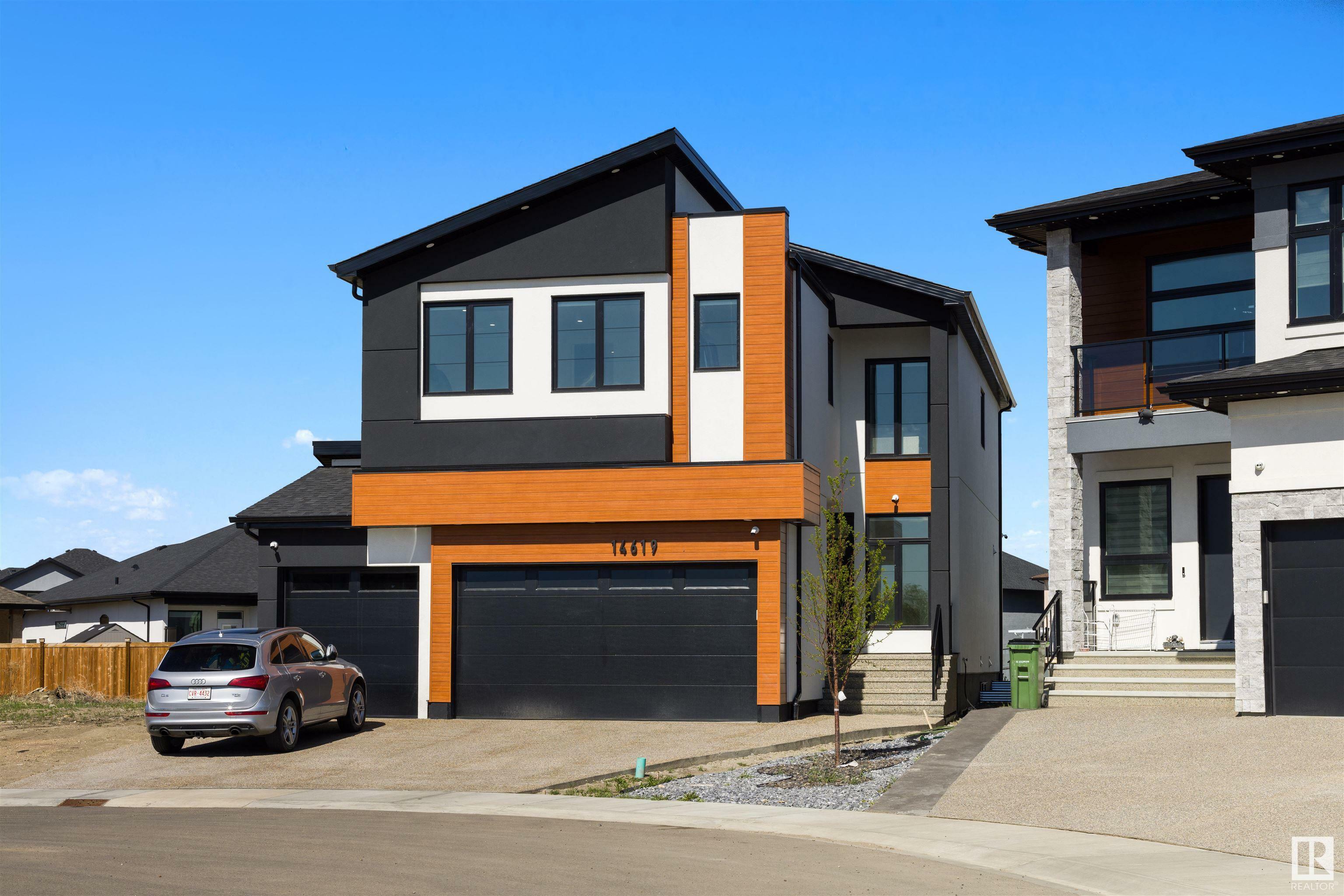 14619 11 Street NW  Edmonton AB T5Y 3Z6 photo