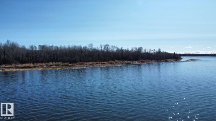 Property Photo: 505 Duncan Road AB T0E 1A0