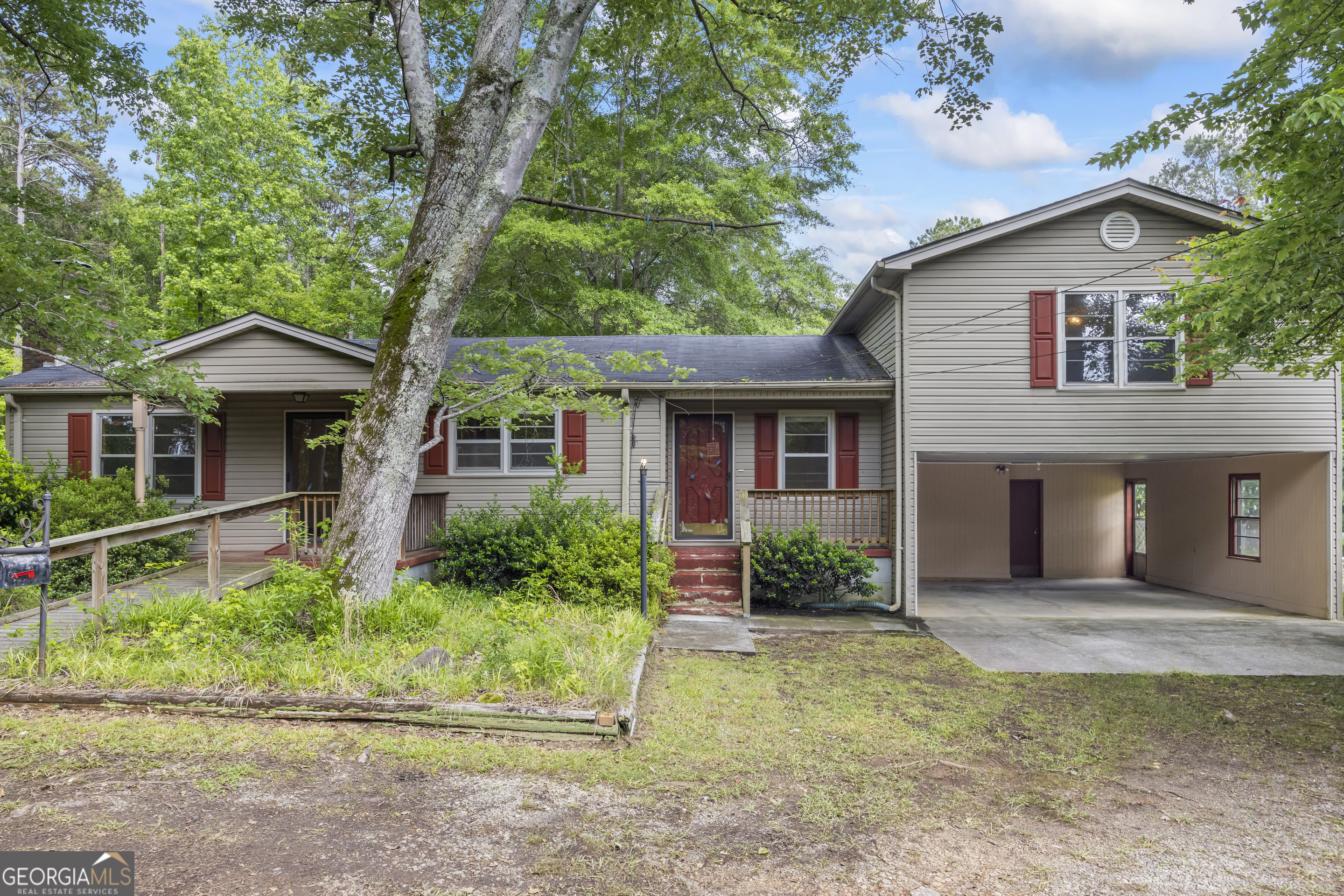 Property Photo: 1004 Homer Road GA 30529