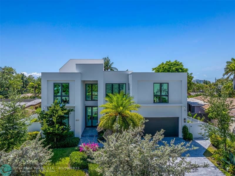 Property Photo: 2001 Marietta Drive FL 33316