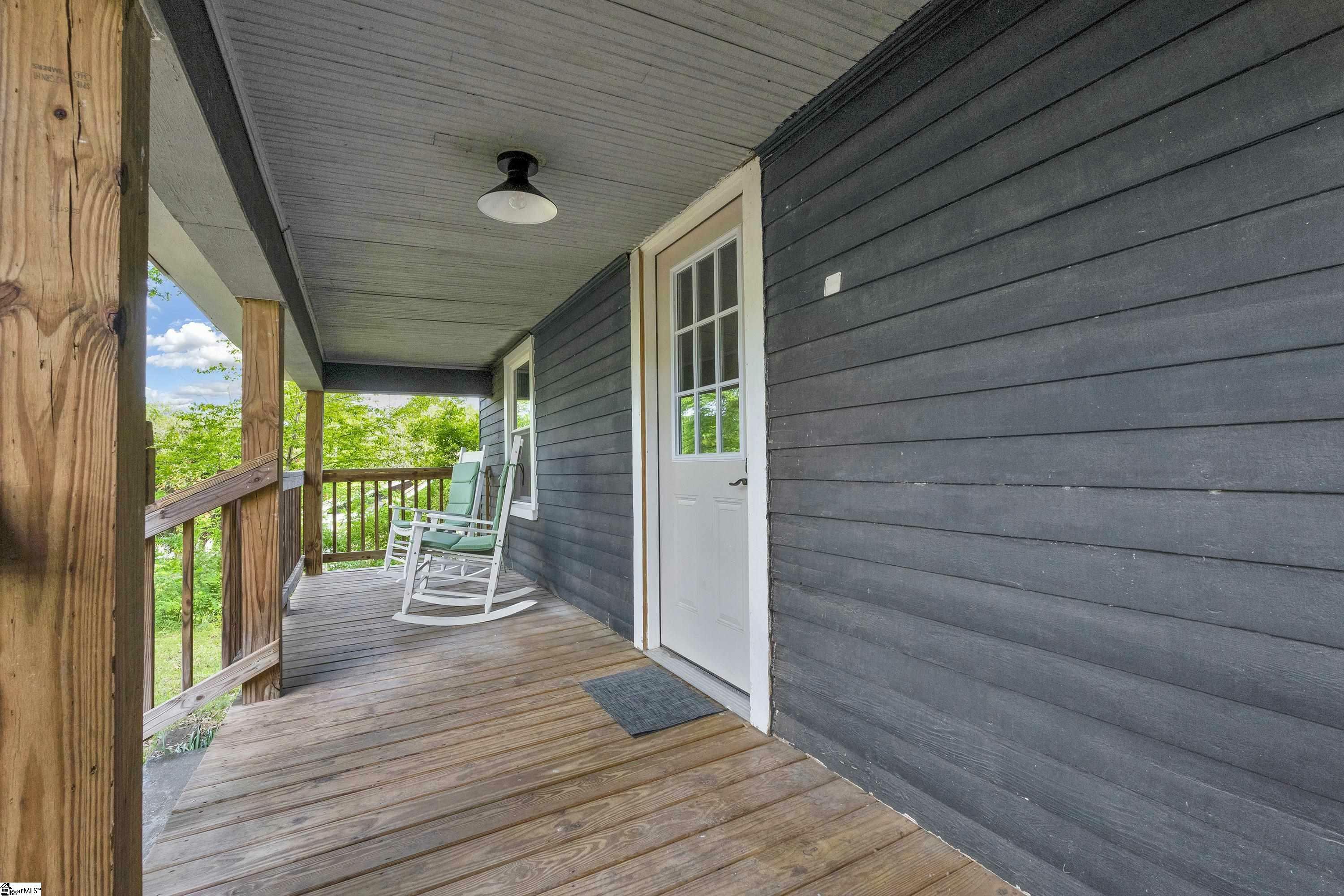 Property Photo: 10 Beech Street SC 29303