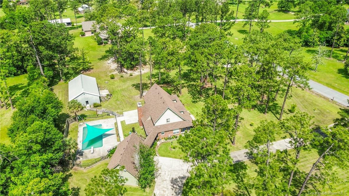 Property Photo: 2619 E Levingwood Road LA 70611