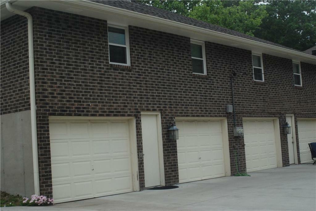 Property Photo:  1504-06 SW Sunset Street  MO 64015 