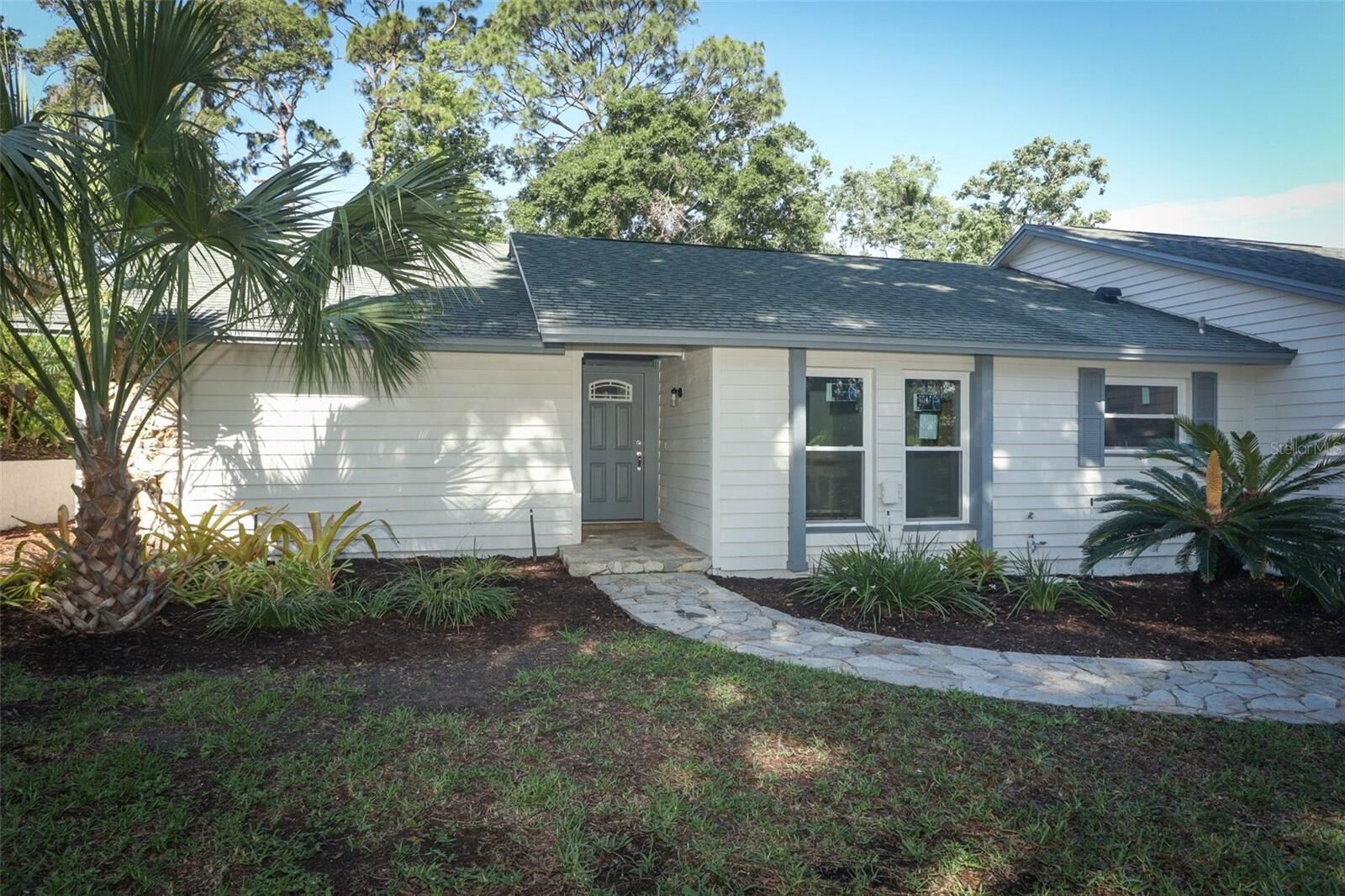 Property Photo:  1204 Duncan Court  FL 32779 