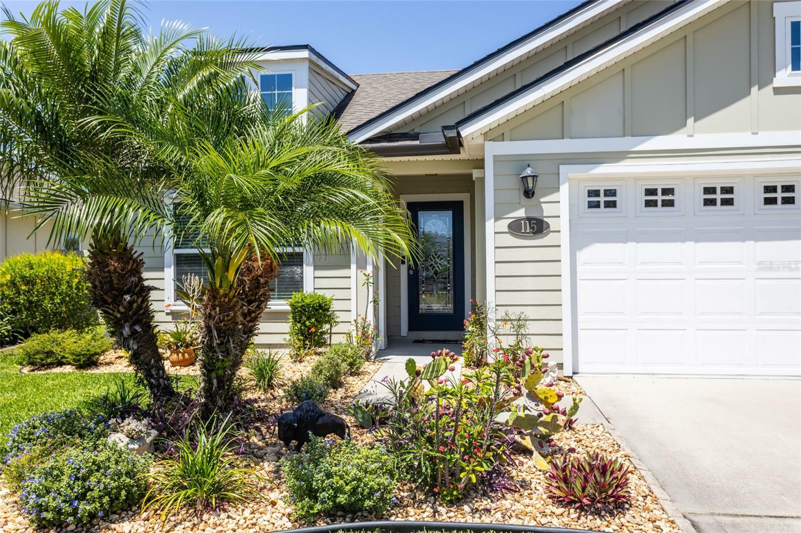 Property Photo:  115 N Coopers Hawk Way  FL 32164 