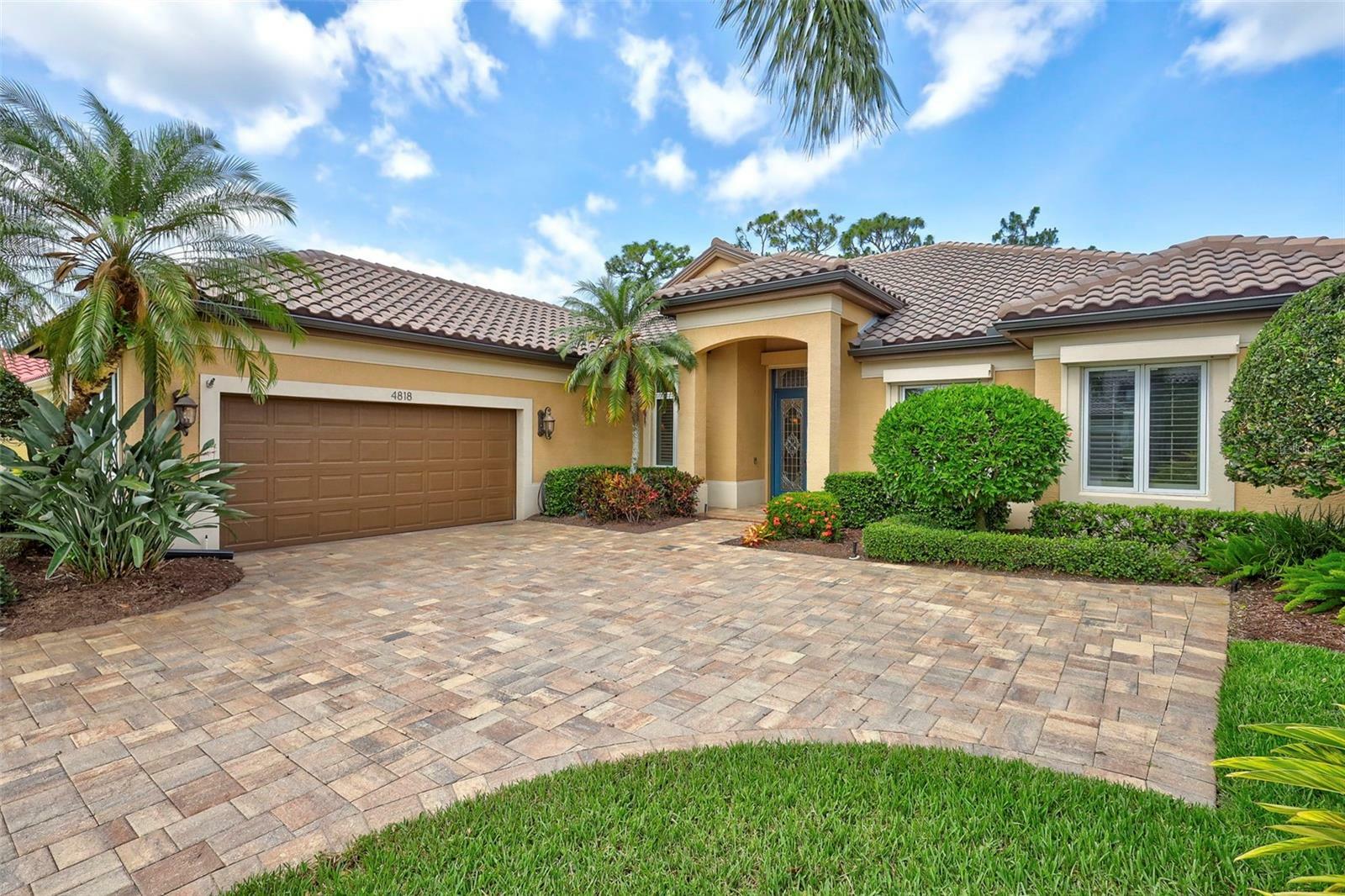 Property Photo: 4818 88th Street E FL 34211