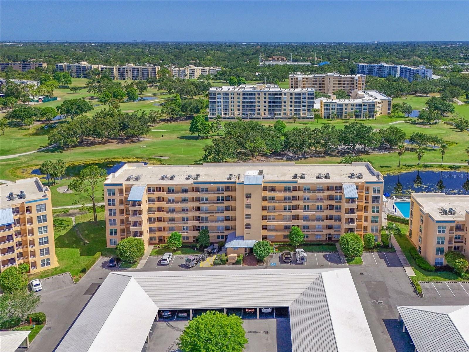 Property Photo: 4550 Pinebrook Circle 608 FL 34209