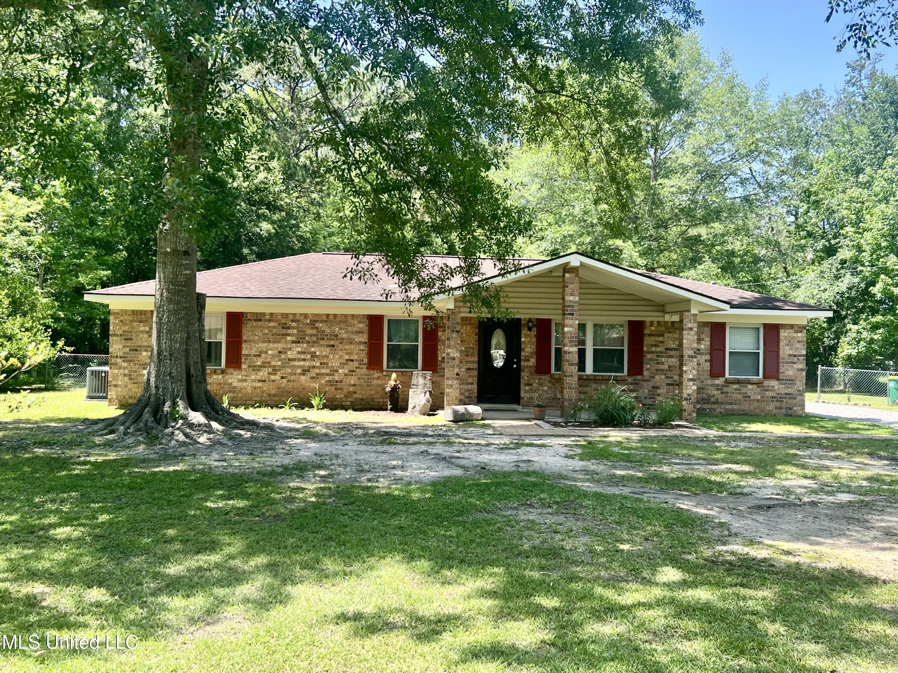2621 Pintail Road  Moss Point MS 39562 photo