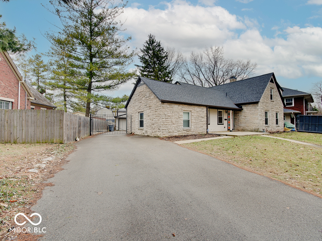 Property Photo: 3659 Watson Road IN 46205