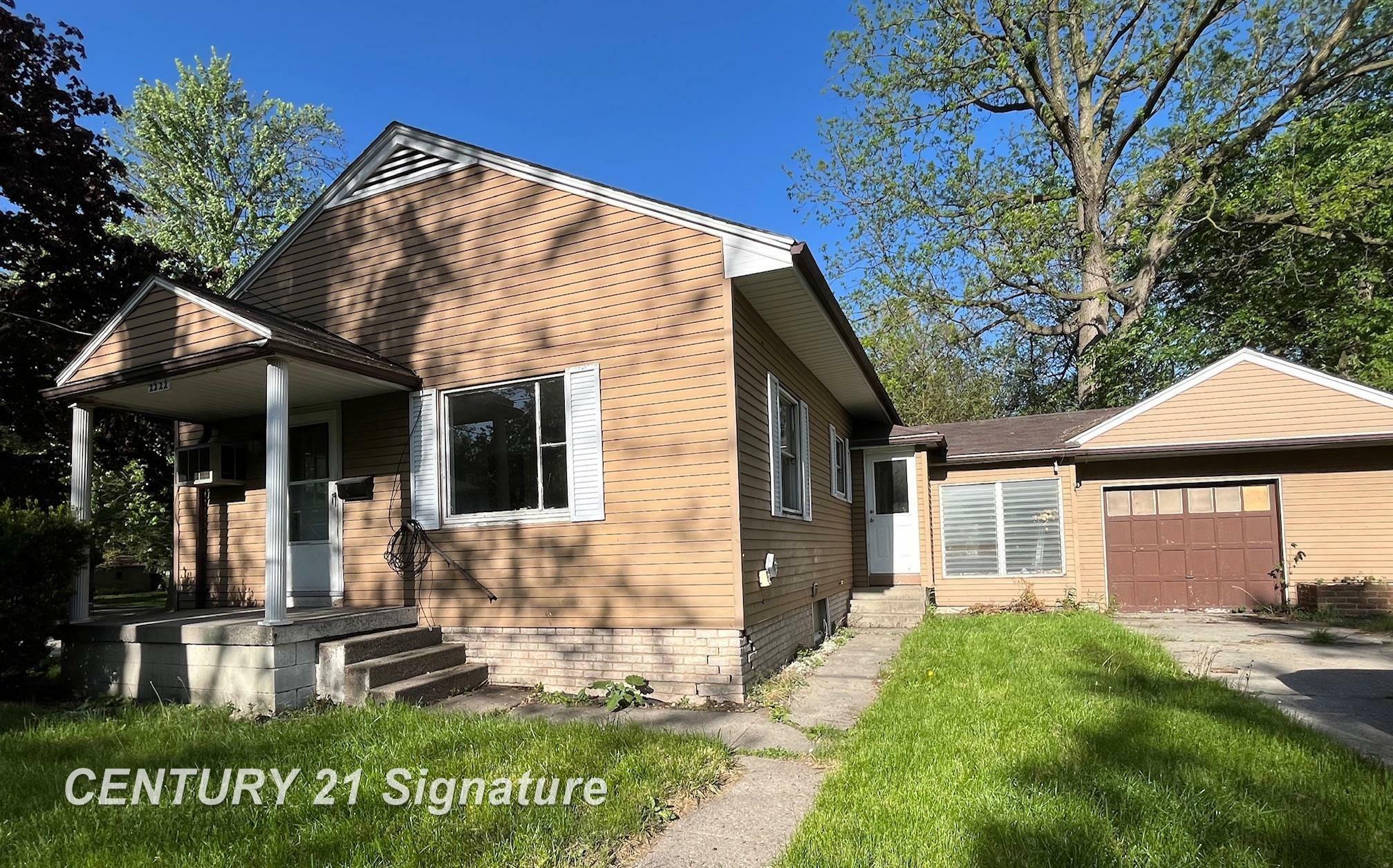 Property Photo:  2222 Stone Street  MI 48602 
