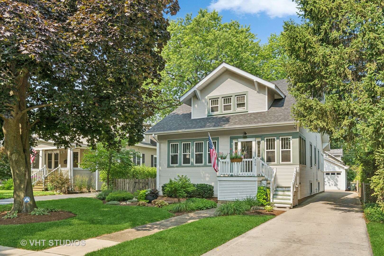 406 S Evergreen Avenue  Arlington Heights IL 60005 photo