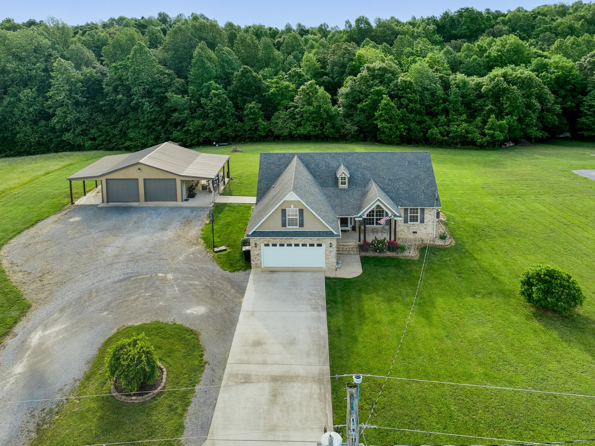 Property Photo: 1383 Smith Chapel Rd TN 37160