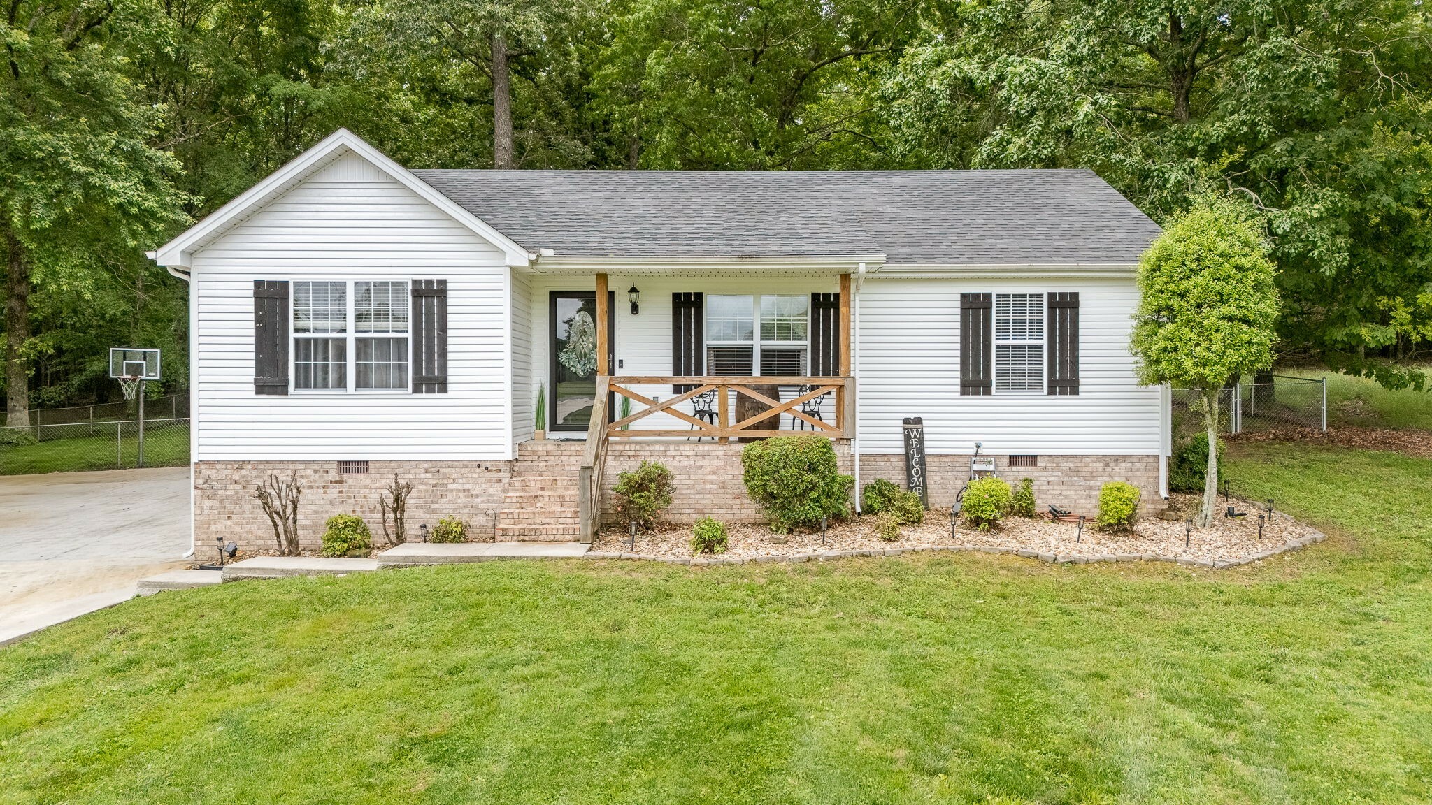 Property Photo: 155 Deer Cir TN 37330