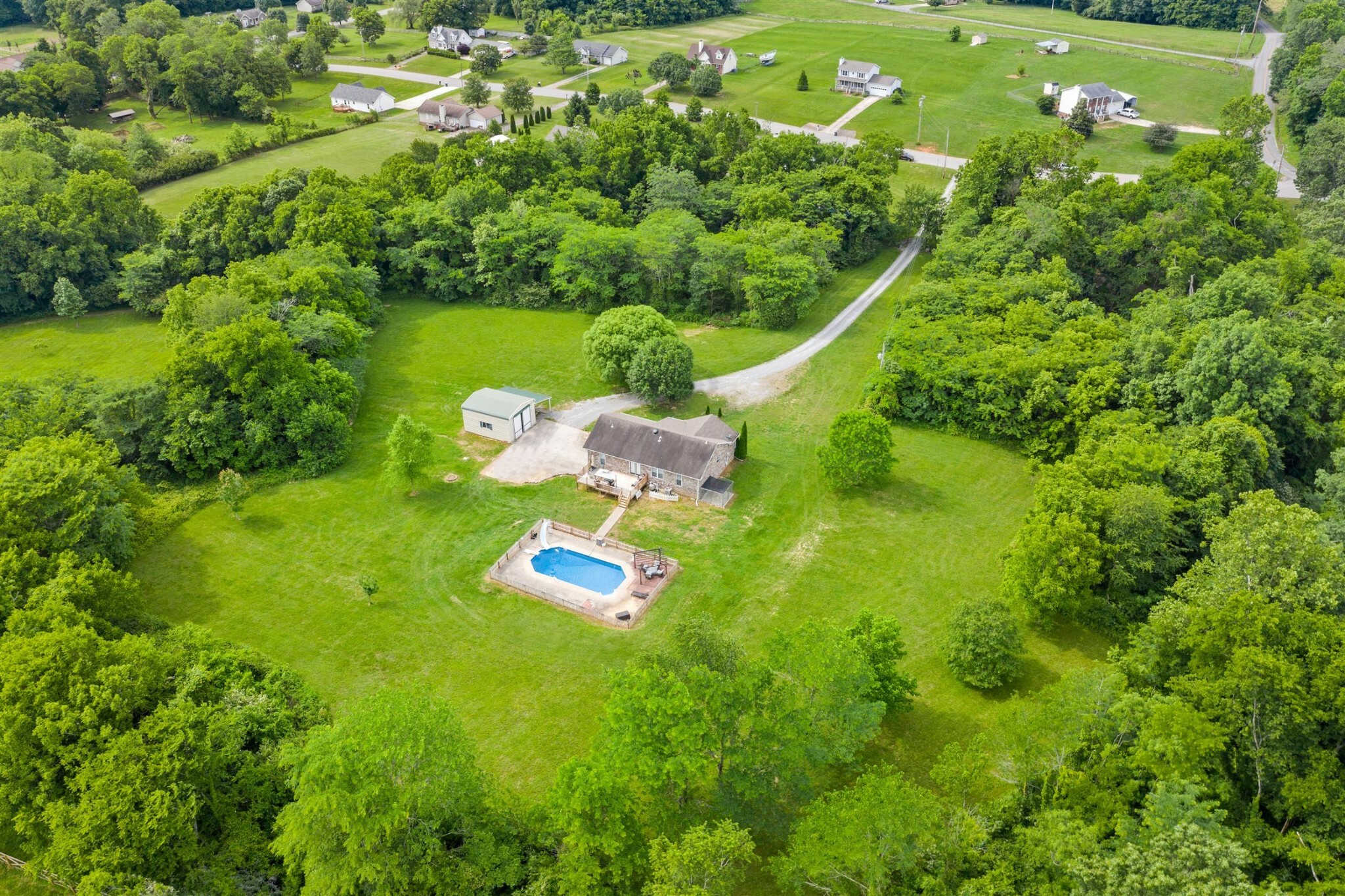 Property Photo: 379 Velmas Way TN 37042