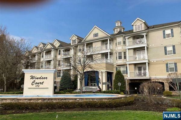 175 Rochelle Avenue 323  Rochelle Park NJ 07662 photo