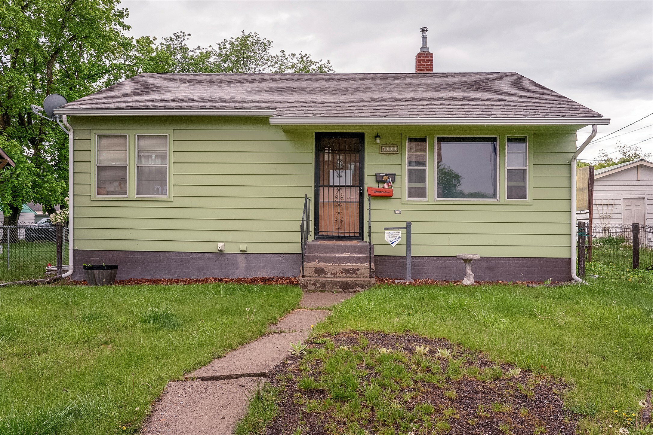 Property Photo: 1030 1st Avenue W MT 59901