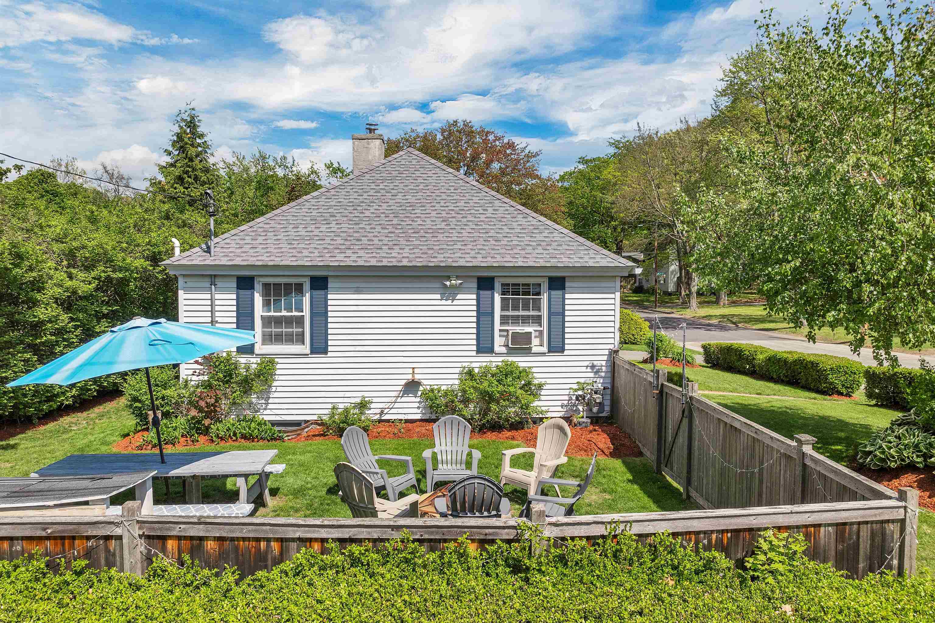 Property Photo: 266 Salmon Street NH 03104