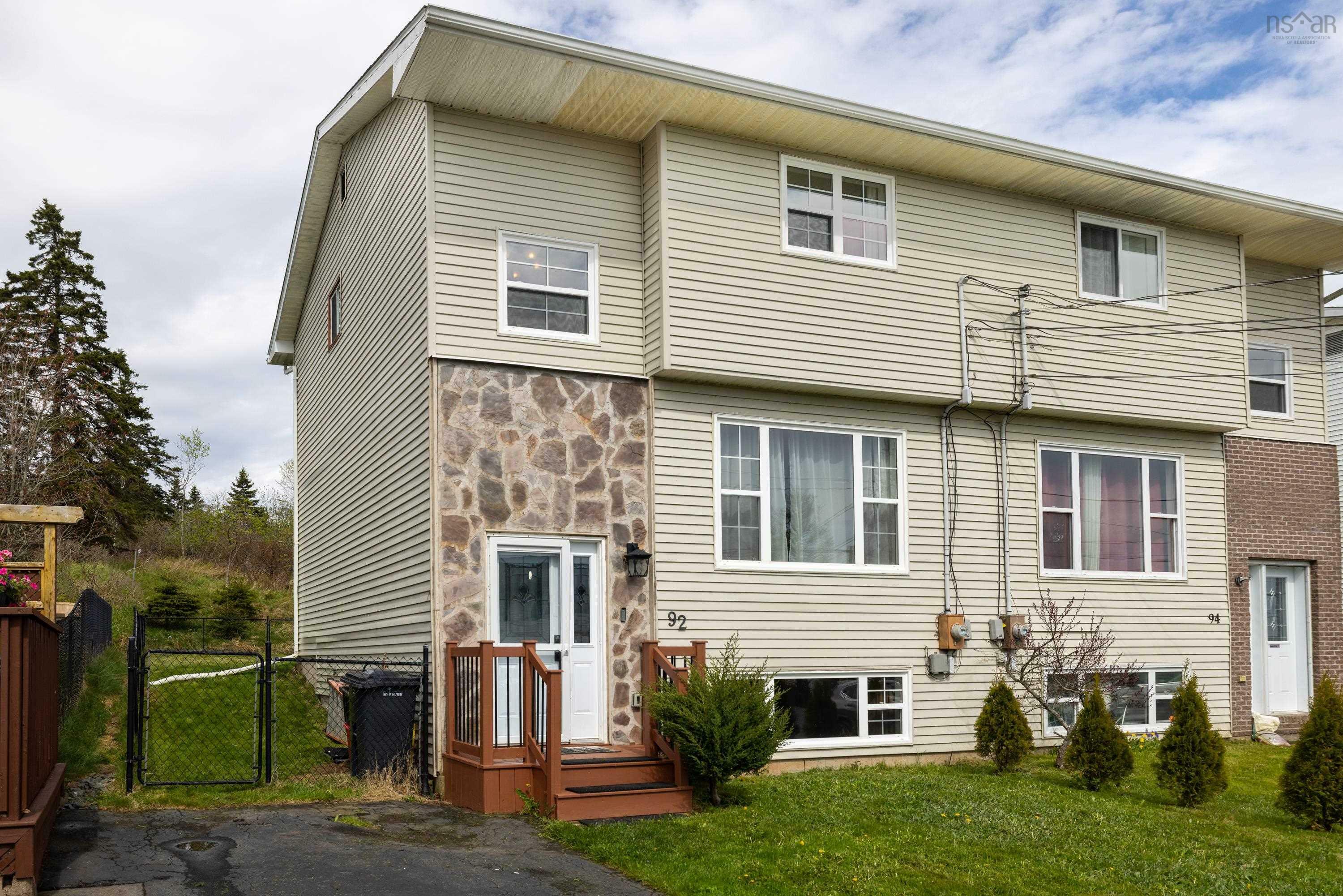 Photo de la propriété: 92 Romkey Drive NS B3G 1H2