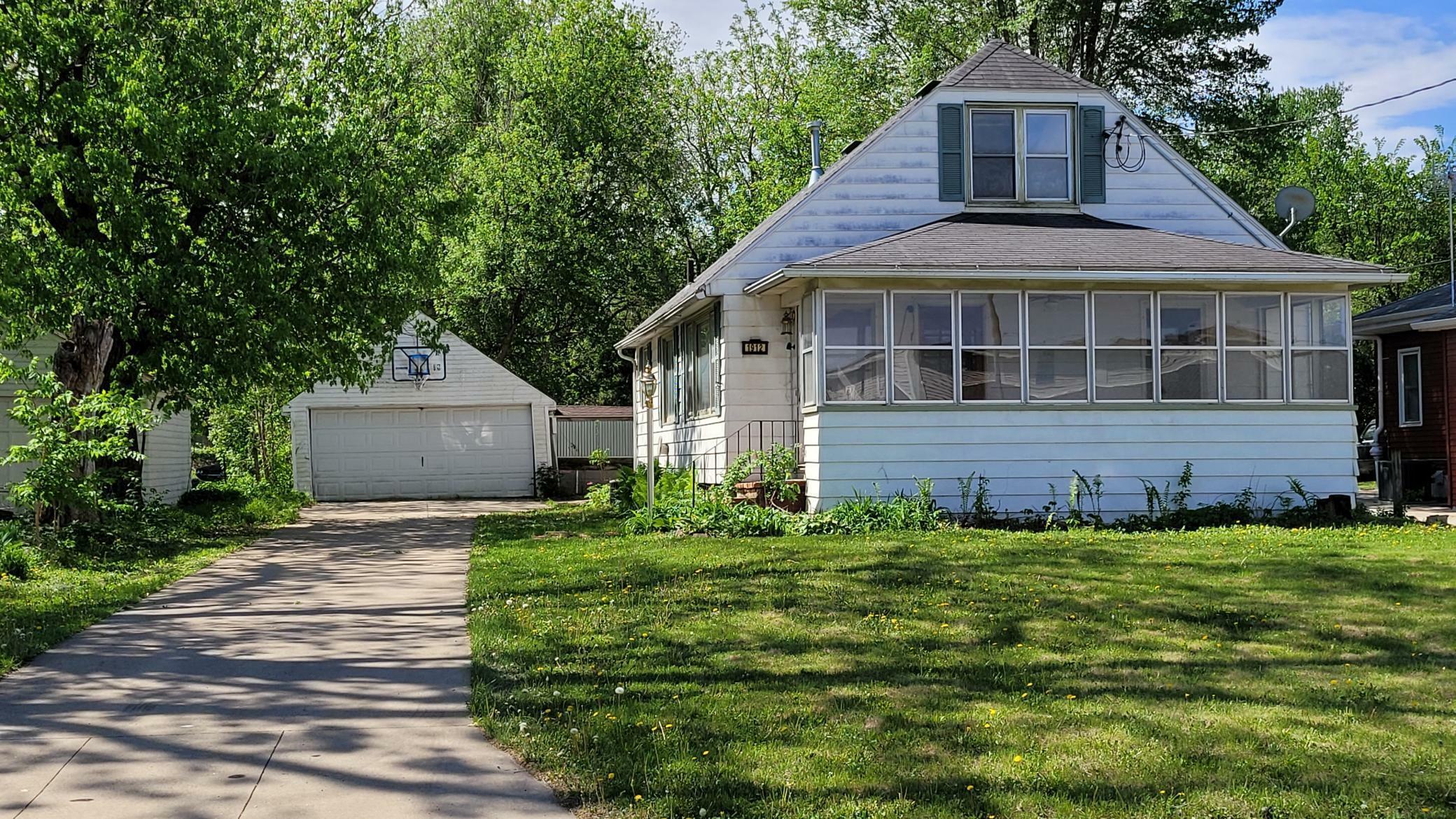 Property Photo: 1912 3rd Street SW MN 55902