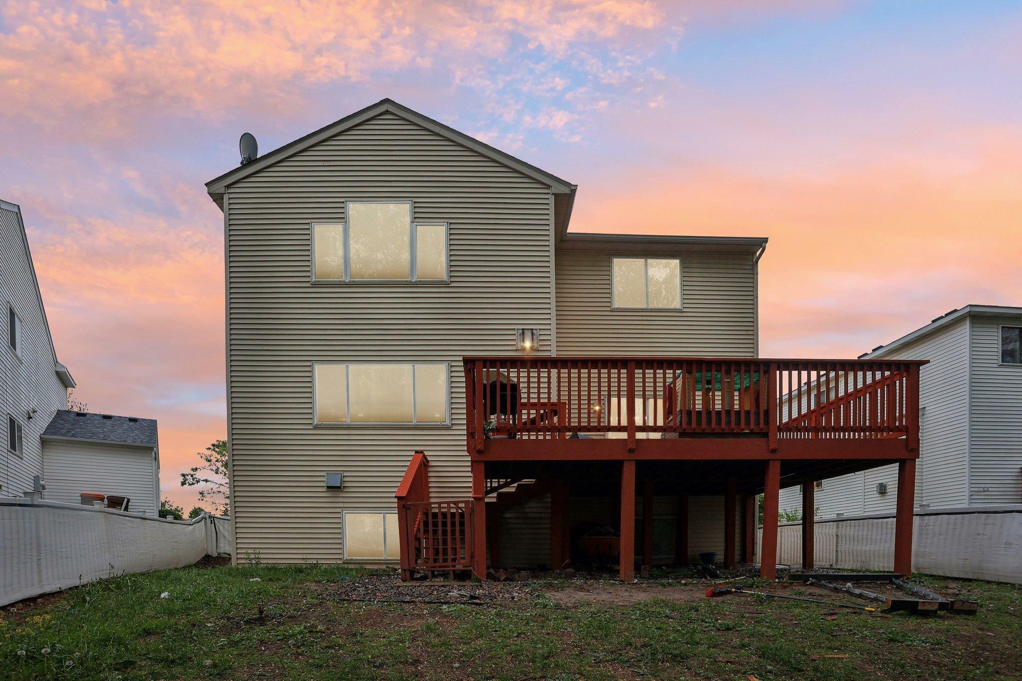 8609 Savanna Oaks Lane  Woodbury MN 55125 photo