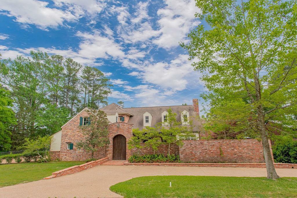 Property Photo: 1355 W Hideaway Lane TX 75771