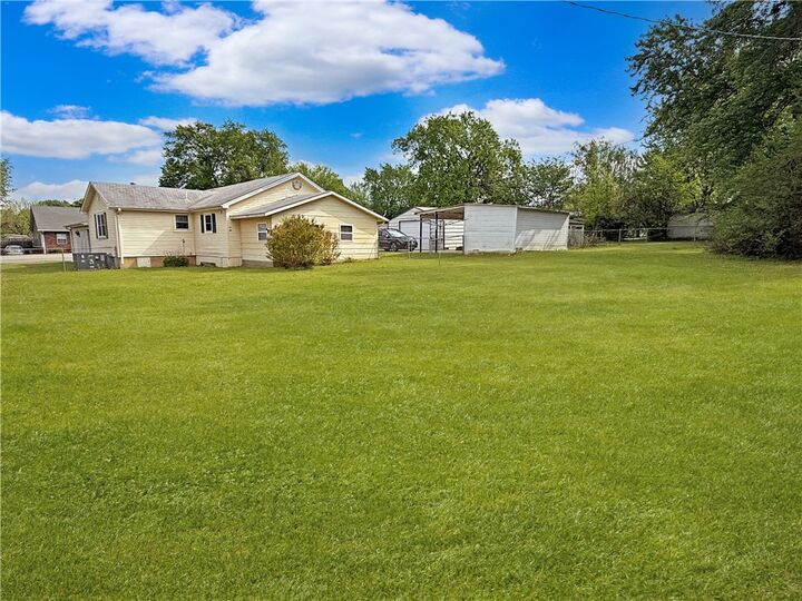 Property Photo: 1711 W Cline Road AR 72830