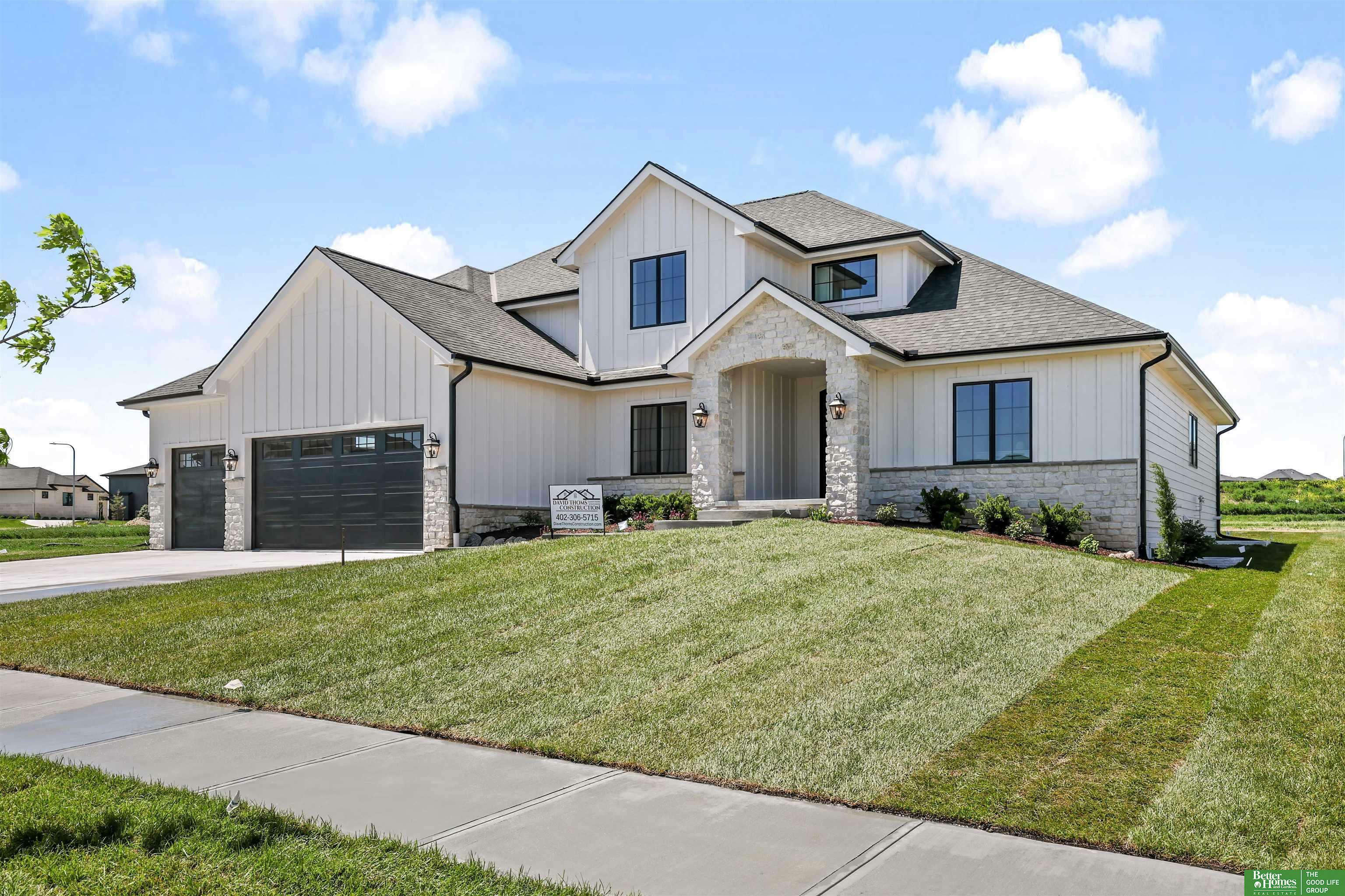 Property Photo: 3314 S 206 Street NE 68022