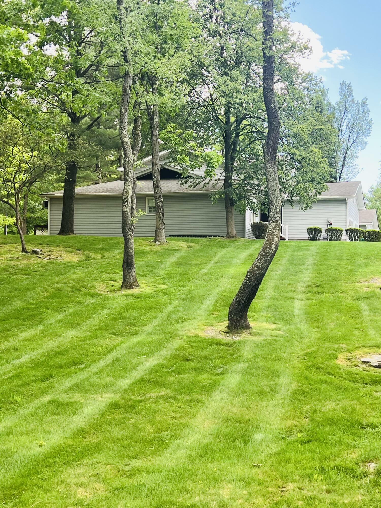 Property Photo: 211 Amber Lane PA 18301