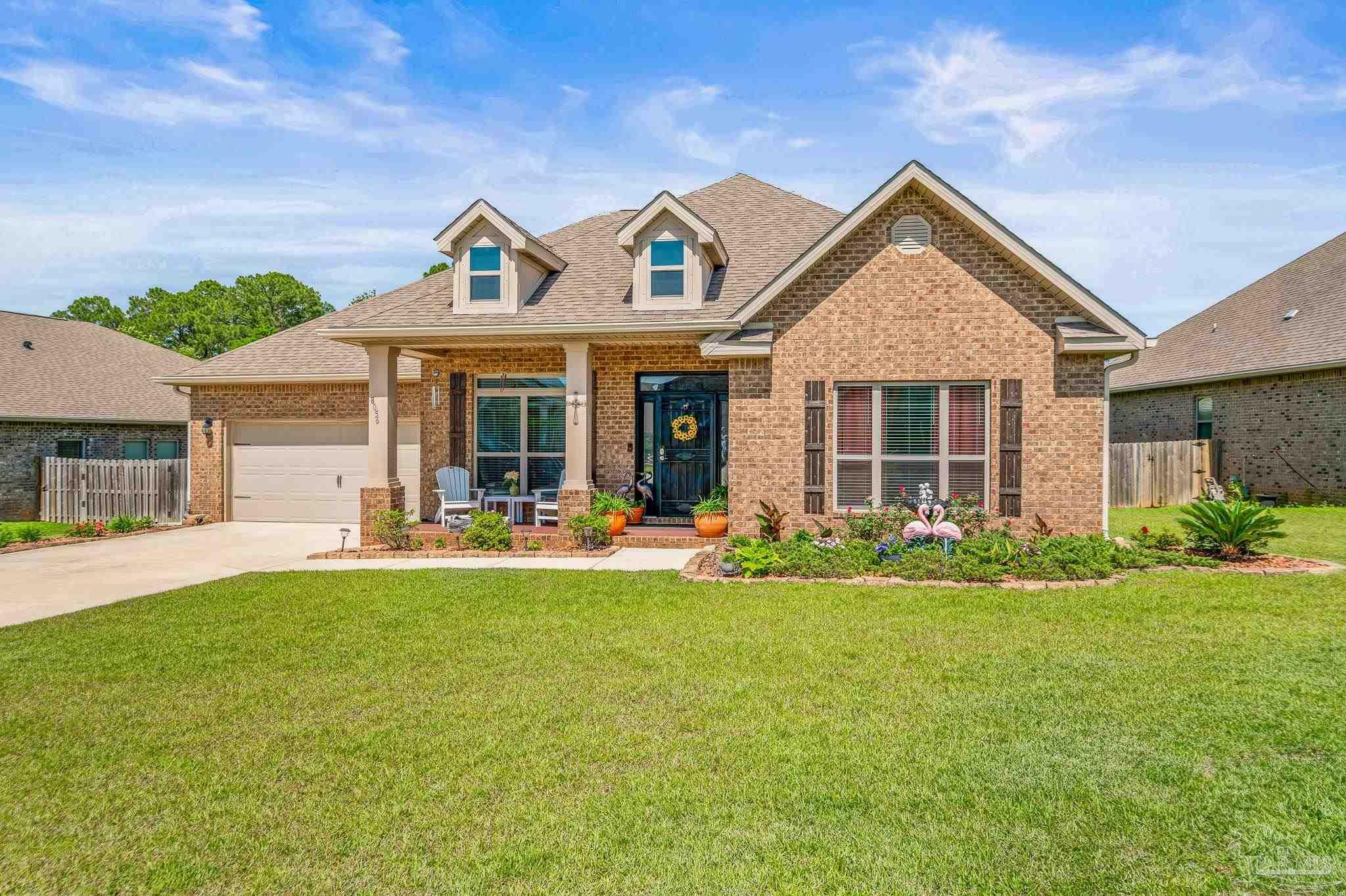 Property Photo: 8056 Stream Ridge Rd FL 32526